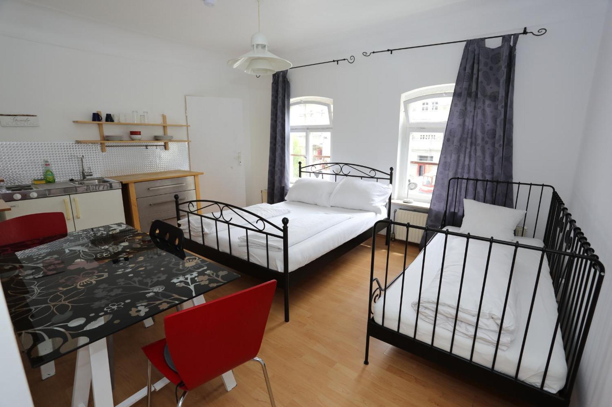 לינדאו Hostel Westkueste מראה חיצוני תמונה